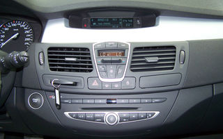 Test drive Renault Laguna Estate (2007) - Poza 21