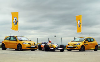 Test drive Renault Clio 3 usi F1 Team R27 - Poza 2