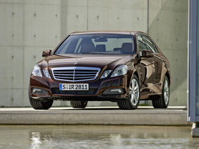 Noul Mercedes E-Klasse costa intre 41.000 si 70.000 de euro