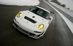 Porsche a lansat noul 911 GT3 RSR