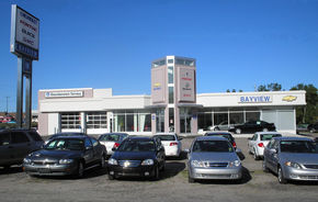General Motors va renunta la 1675 dealeri pana in 2012