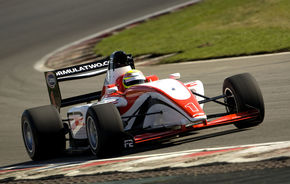 Noul monopost de Formula 2 a fost lansat oficial