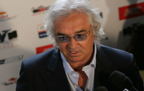 Briatore: "Cel putin trei echipe incalca regulamentul"