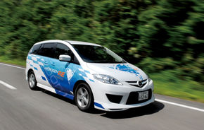 Mazda Premacy pe hidrogen debuteaza pe strazi