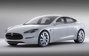 OFICIAL: Tesla Model S - masina viitorului e aici!
