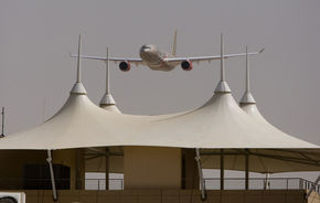 VIDEO: Un tur de pista pe circuitul din Bahrain