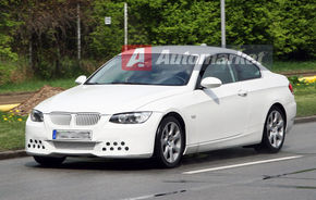 EXCLUSIV: Facelift-ul lui BMW Seria 3 Coupe spionat in Munchen