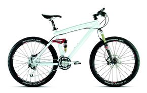 BMW a lansat bicicleta Cross Country Mountain Bike