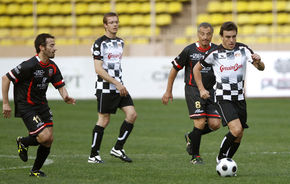 Galerie foto inedita: Pilotii de F1 au jucat fotbal la Monaco!