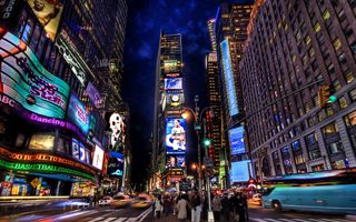 Americanii au interzis accesul masinilor in Times Square