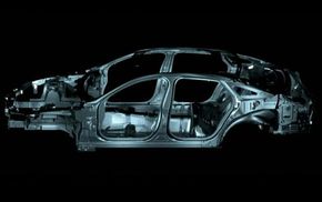 VIDEO: Noul Jaguar XJ va avea o structura din aluminiu
