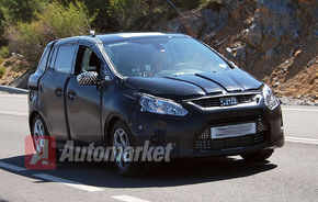 EXCLUSIV: Ford testeaza noul C-MAX