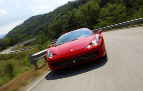 Ferrari a vandut 3226 de exemplare in primul semestru