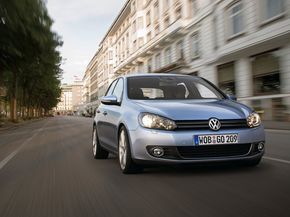 VW Golf, cea mai vanduta masina in septembrie in Europa