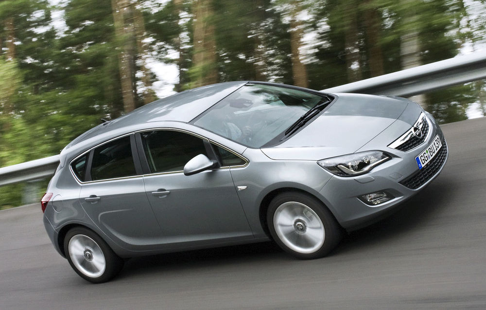Opel Astra (2009-2012)
