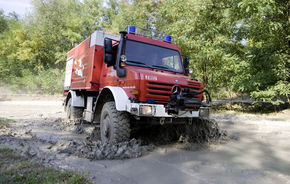 Mercedes a creat autospeciale noi de pompieri si salvare