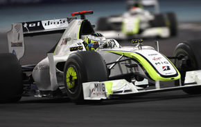 Mercedes GP va testa doi piloti la Jerez