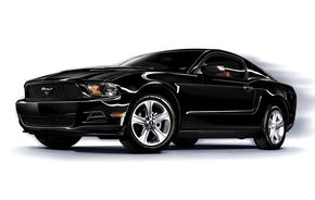 Ford a prezentat un nou Mustang: V6 de 305 CP