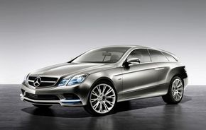 Mercedes CLS shooting brake va debuta la Salonul Auto de la Paris