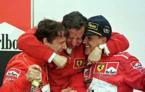 Irvine: "Schumacher va fi numarul 1 la Mercedes GP"