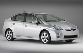 Toyota Prius este cea mai vanduta masina din Japonia in 2009