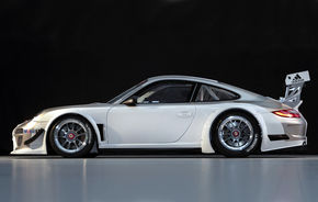 Porsche lanseaza un nou model de circuit: 911 GT3 R