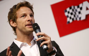 Button vrea sa imparta toate informatiile cu Hamilton