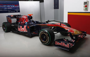 GALERIE FOTO: Iata noul monopost Toro Rosso pentru sezonul 2010