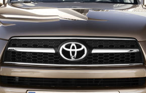 Toyota ar putea fi amendata din cauza intarzierii recall-ului