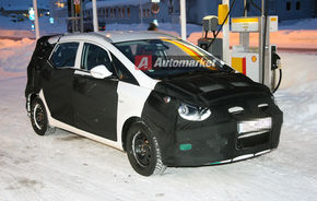 FOTO EXCLUSIV*: Hyundai testeaza noul sau monovolum compact