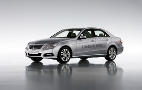 Mercedes a prezentat primul sau hibrid diesel – E300 BlueTEC