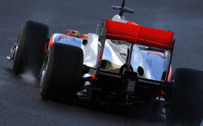 McLaren, acuzata de incalcarea regulamentului pentru aripa spate