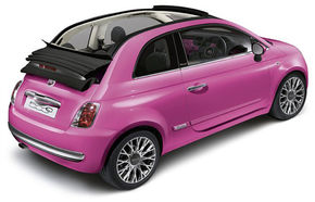 Fiat tinteste sexul frumos cu editia 500C Pink