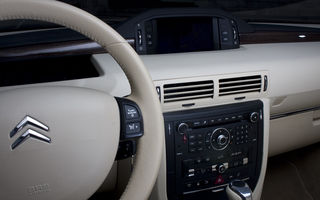 Test drive Citroen C6 (2005-2012) - Poza 21