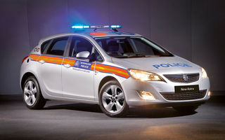 Opel imbraca noul Astra in uniforma de politie