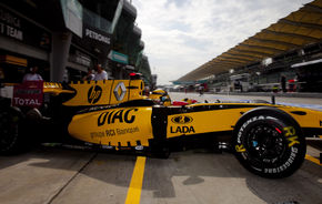 Renault a introdus o podea dubla pentru monopostul R30