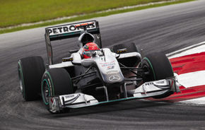 Mercedes: "Schumacher nu se retrage din Formula 1"