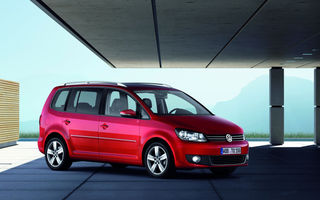 OFICIAL: Volkswagen a dezvaluit noul Touran
