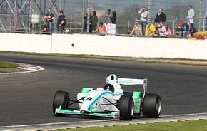 Marinescu castiga puncte si in a doua cursa de la Silverstone!