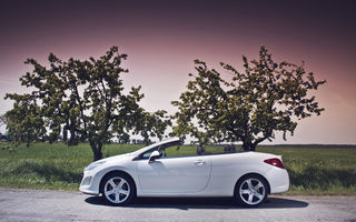 Test drive Peugeot 308 CC (2008) - Poza 3