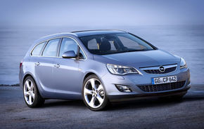 Opel Astra Sports Tourer - primele imagini şi informaţii