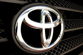 Toyota încearcă să reducă preţurile modelelor sale cu 30%