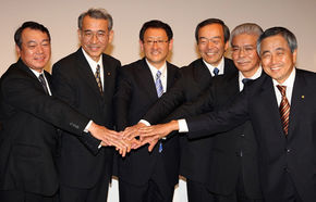Preşedintele Toyota le-a cerut scuze acţionarilor pentru imaginea negativă