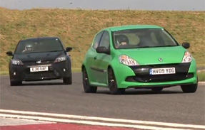 VIDEO: Autocar pune faţă în faţă Ford Focus RS500 şi Renault Clio RS