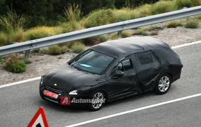 FOTO EXCLUSIV*: Peugeot testează 508 SW