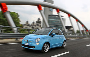 Fiat 500 hibrid ar putea consuma doar 2.8 litri/100 de km