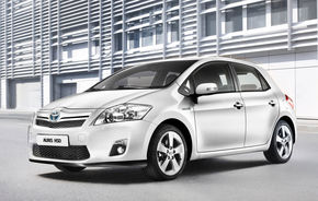 Toyota se aşteaptă la o creştere a vânzărilor odată cu introducerea lui Auris HSD