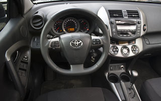 Test drive Toyota RAV4 (2010) - Poza 14