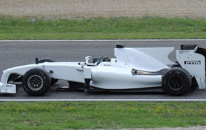 Pirelli a finalizat cu succes primul test cu noile pneuri de F1