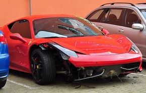 Ferrari 458 Italia a fost implicat într-un nou accident